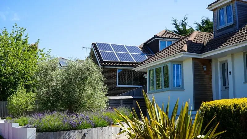 Dynamisch Energiecontract en Zonnepanelen: Slim of Risico?